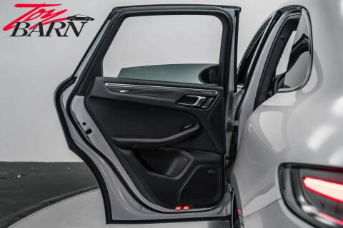 2023 Porsche Macan S