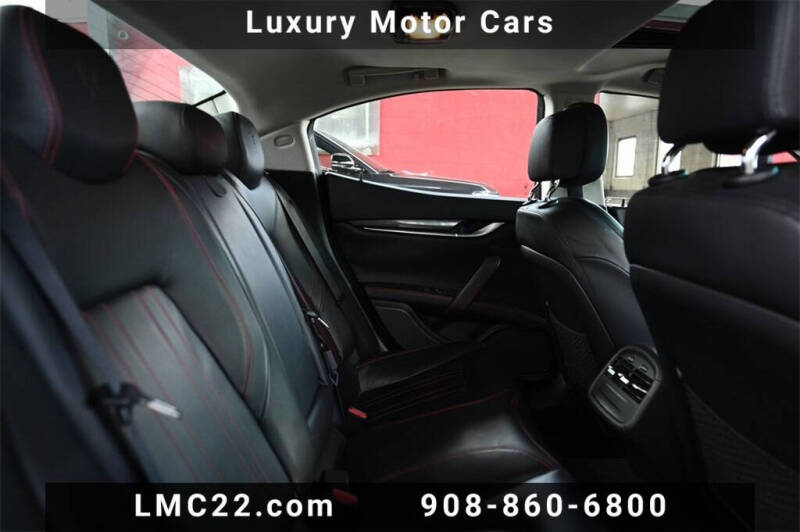 2016 Maserati Ghibli