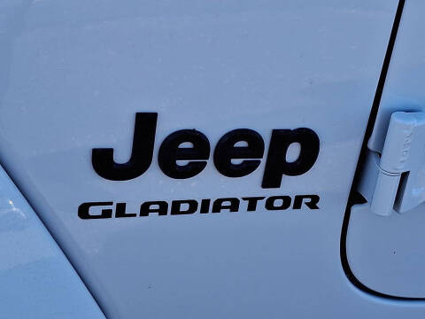 2022 Jeep Gladiator Willys