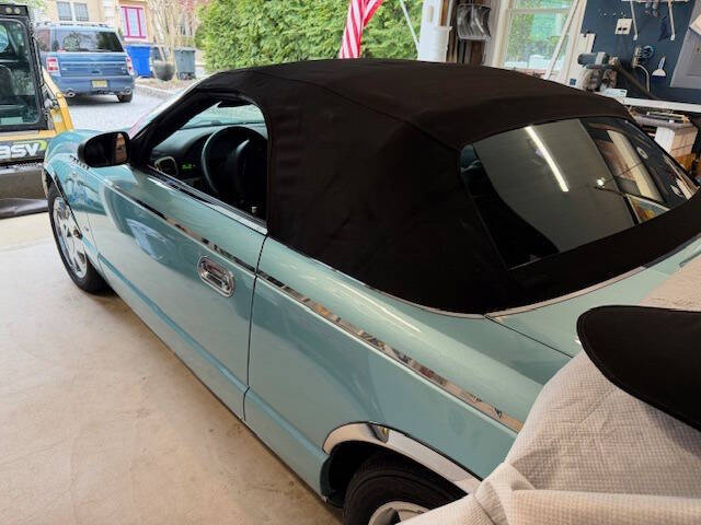 2002 Ford Thunderbird Deluxe