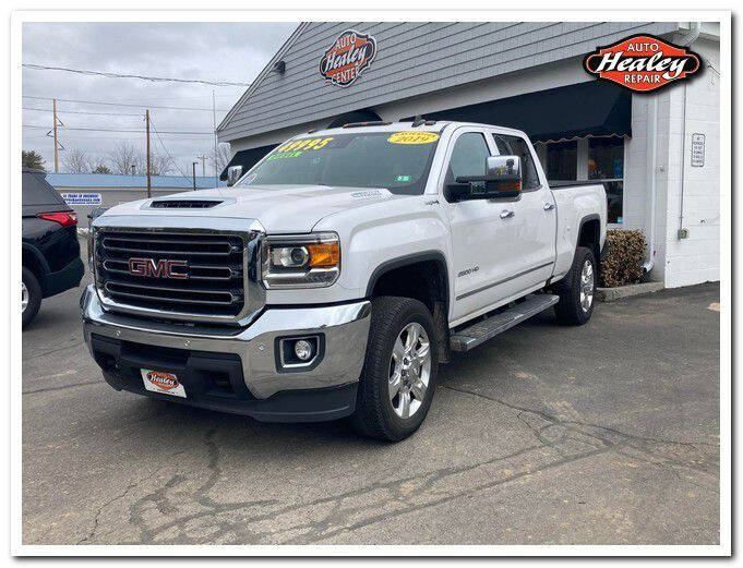 2019 GMC Sierra 2500HD for sale at Healey Auto in Rochester NH