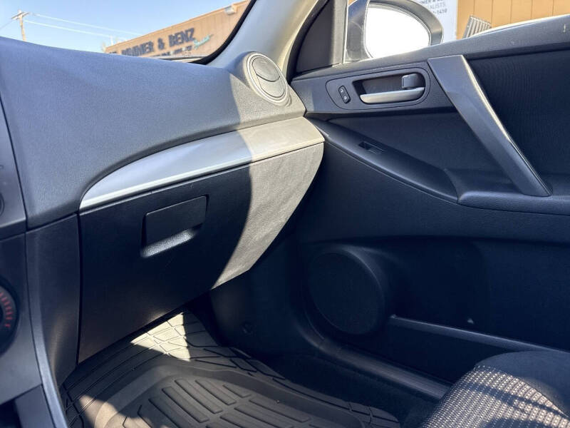 2012 Mazda MAZDA3 i Sport