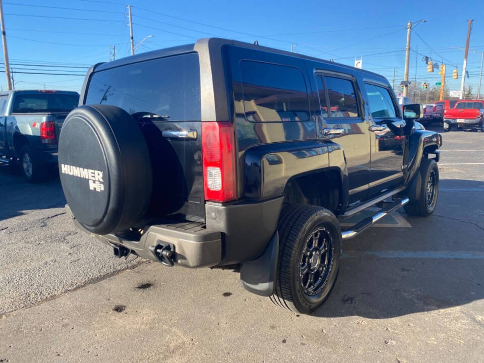 2006 HUMMER H3 for sale at Post Rd Motors in Indianapolis, IN