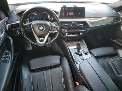 2018 BMW 5 Series 530i