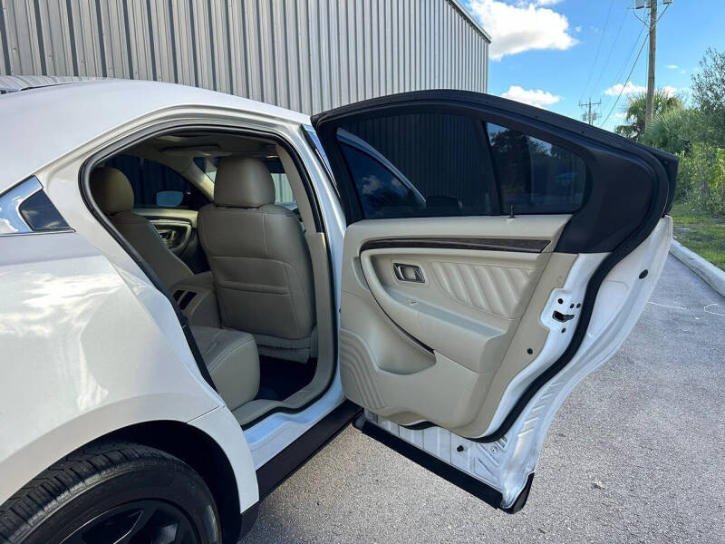 2019 Ford Taurus Limited