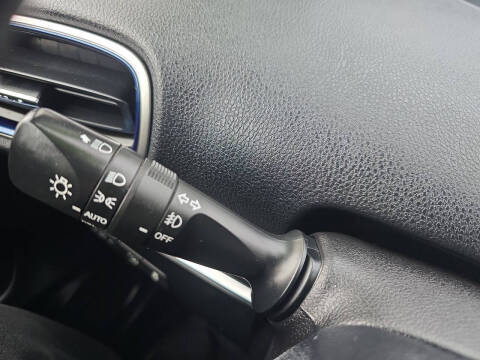 2018 Toyota Prius Four Touring