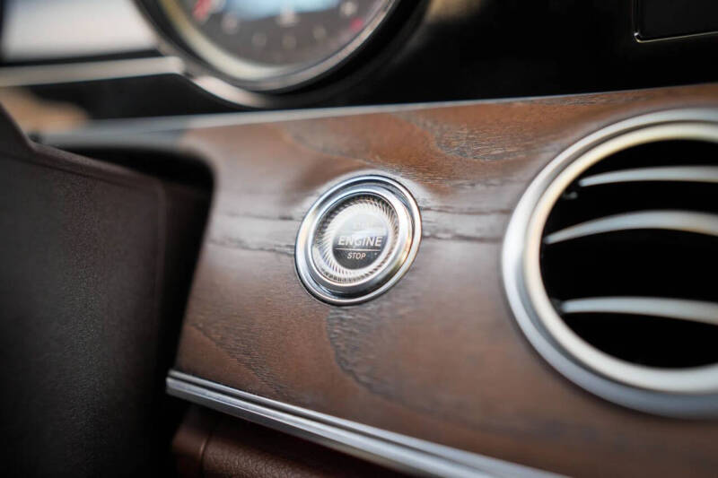 2018 Mercedes-Benz E-Class E 300