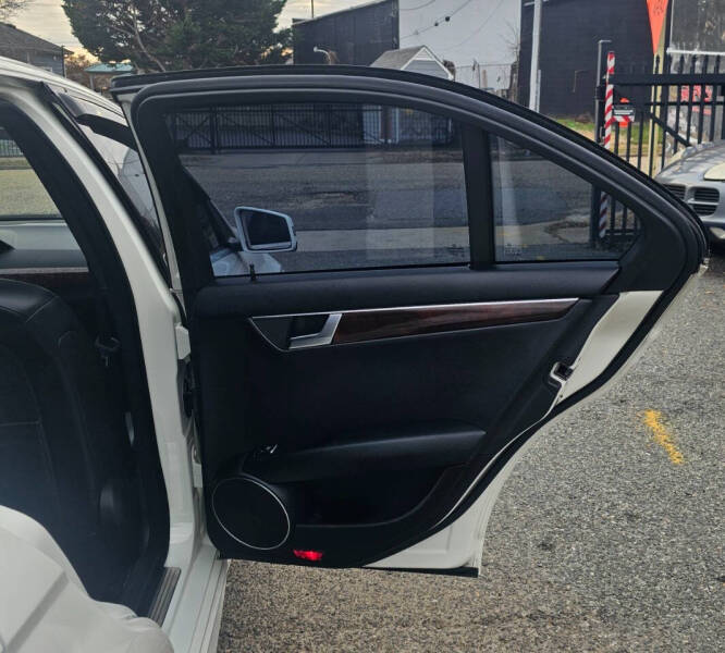 2012 Mercedes-Benz C-Class C 300 Sport 4MATIC