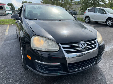 2009 Volkswagen Jetta for sale at Diana Rico LLC in Dalton GA