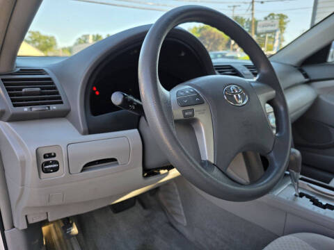 2009 Toyota Camry LE