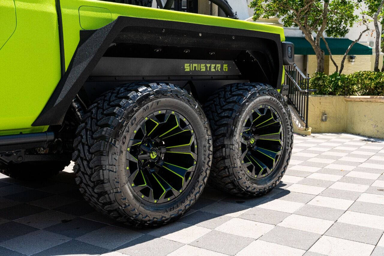 2022 JEEP Gladiator Pickup - $147,995