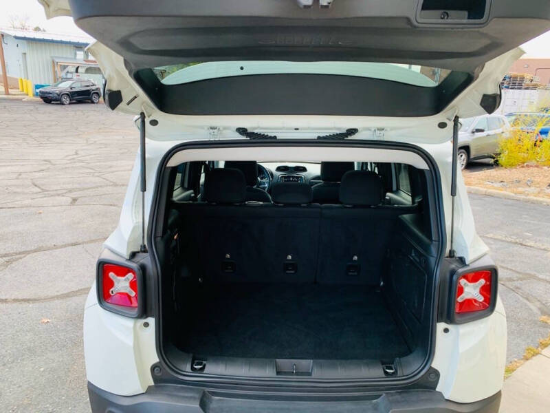 2023 Jeep Renegade Latitude