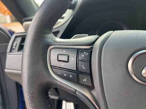 2023 Lexus ES 350 F SPORT Handling