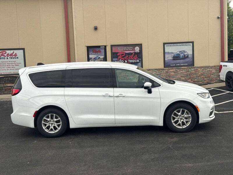 2023 Chrysler Pacifica Touring L