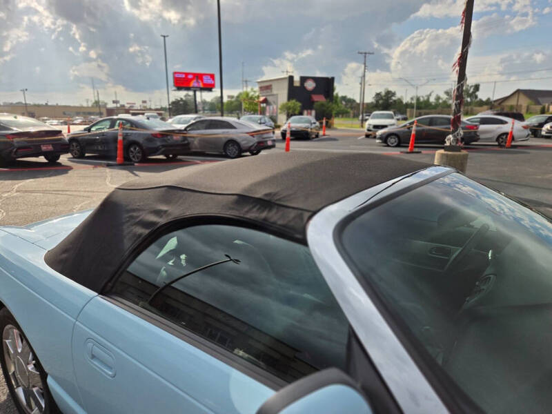 2003 Ford Thunderbird Premium