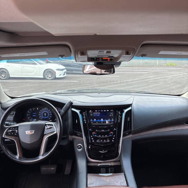 2019 Cadillac Escalade ESV Premium Luxury