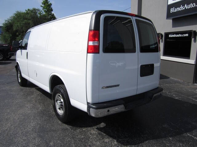 2023 Chevrolet Express 2500