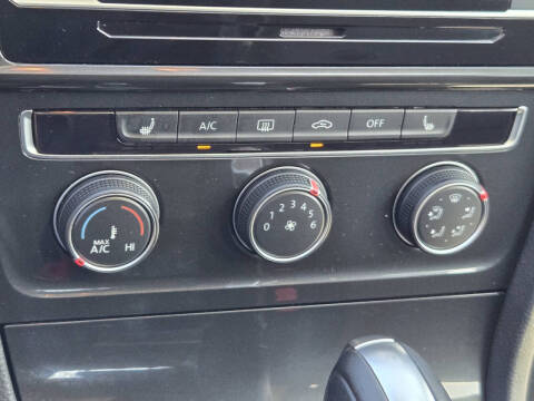 2021 Volkswagen Golf TSI