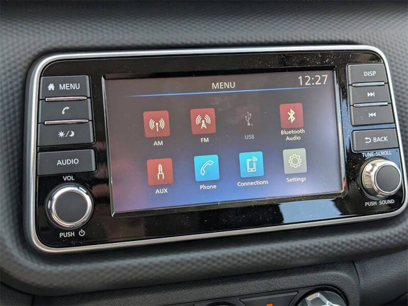 2025 Nissan Kicks Play S