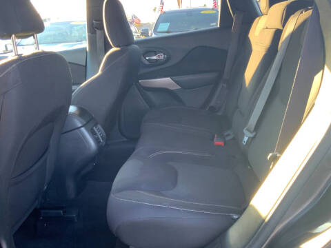 2017 Jeep Cherokee Latitude