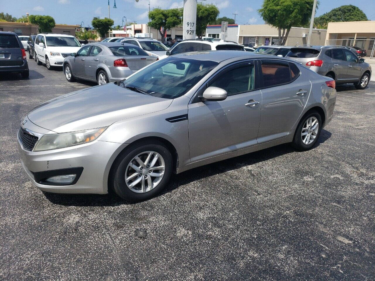 2013 KIA Optima Sedan - $7,995