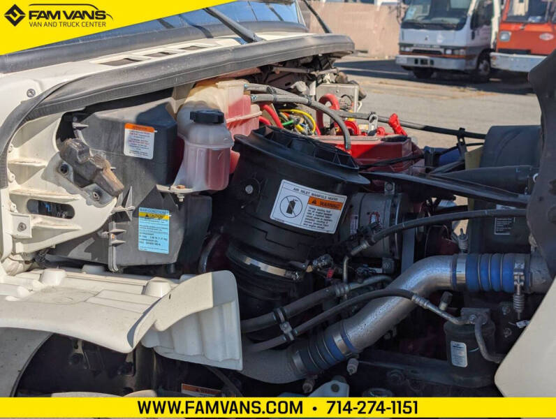 2019 Freightliner M2 106