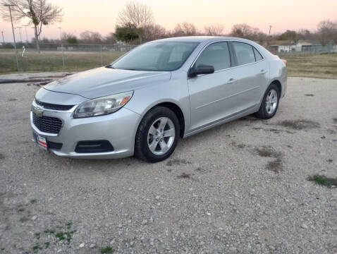 2015 Chevrolet Malibu for sale at LA PULGA DE AUTOS in Dallas TX