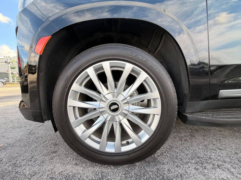 2022 Cadillac Escalade ESV Luxury