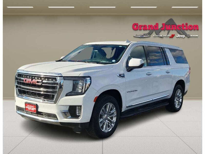 2023 GMC Yukon XL SLT