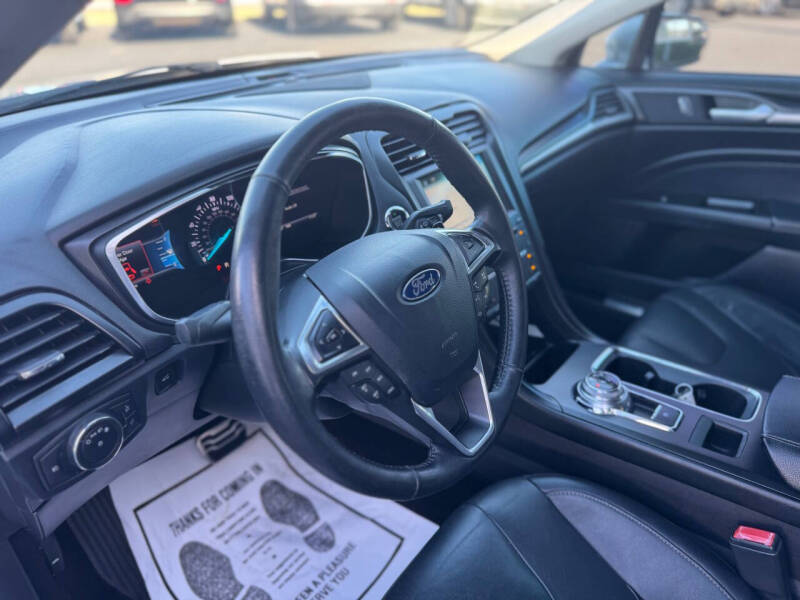 2017 Ford Fusion Titanium