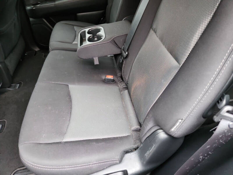 2020 Nissan Pathfinder S