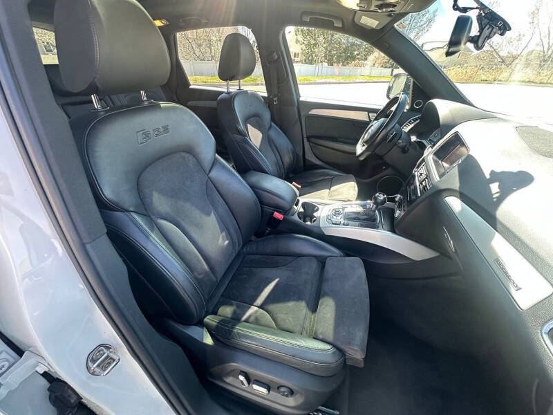 2017 Audi SQ5 3.0T quattro Premium Plus