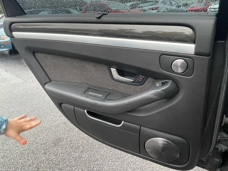 2008 Audi S8 quattro