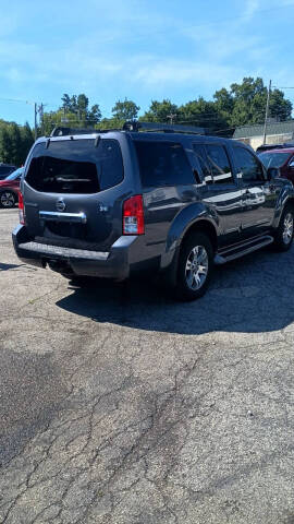 2010 Nissan Pathfinder SE