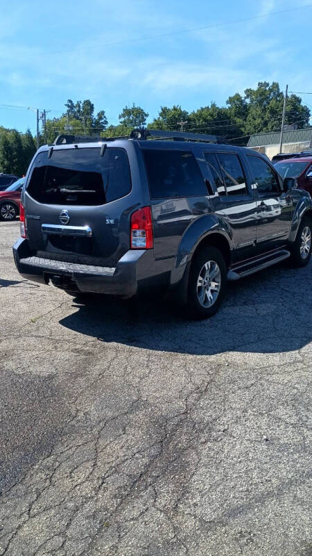 2010 Nissan Pathfinder SE