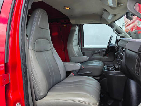 2021 Chevrolet Express 2500