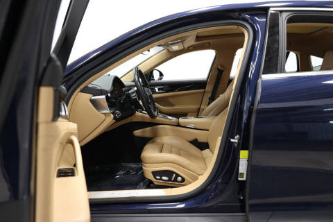 2018 Porsche Panamera