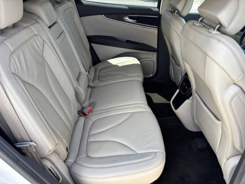 2016 Lincoln MKX Select