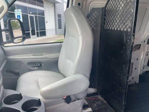 2008 Ford E-Series E-250