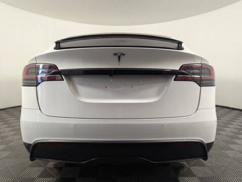 2023 Tesla Model X Standard Range