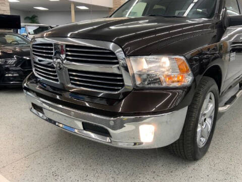 2017 RAM 1500 SLT