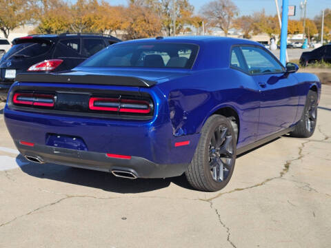 2022 Dodge Challenger SXT