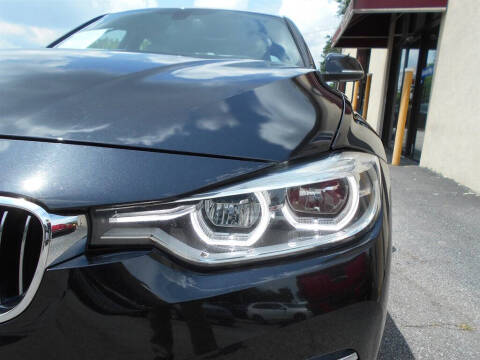 2018 BMW 3 Series 330i