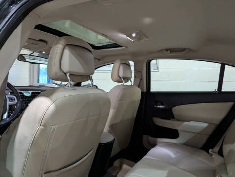 2012 Chrysler 200 Touring