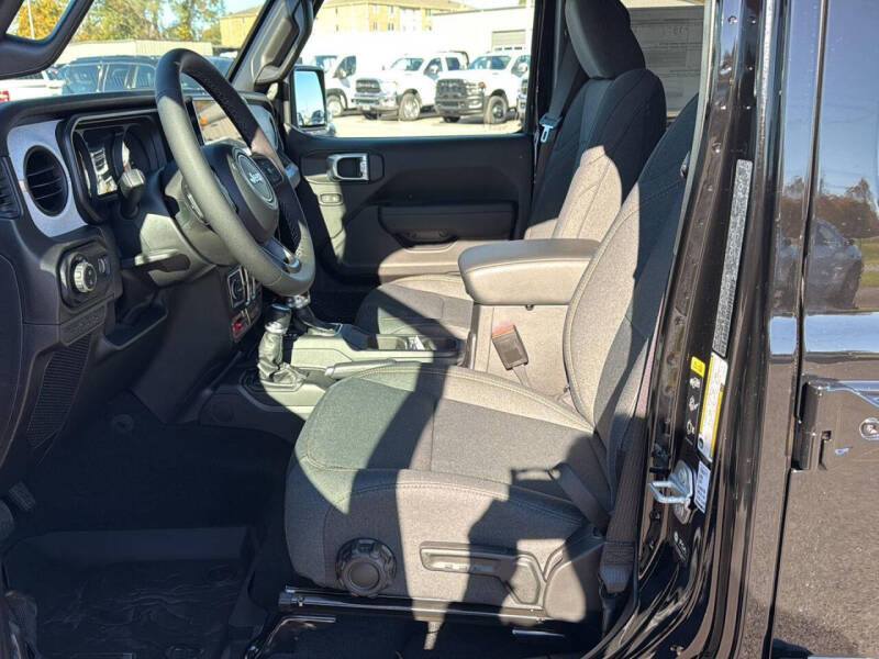 2026 Jeep Gladiator Willys