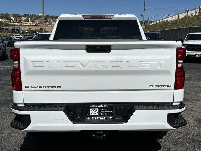 2024 Chevrolet Silverado 1500 Custom