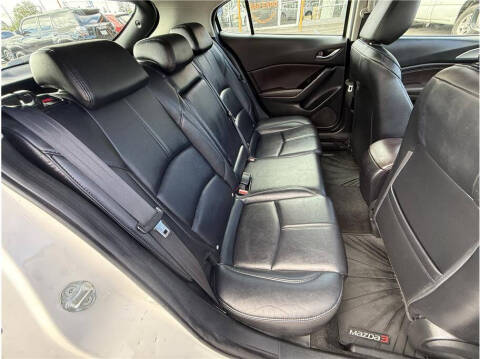 2017 Mazda MAZDA3 Touring 2.5
