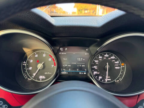 2019 Alfa Romeo Stelvio Sport