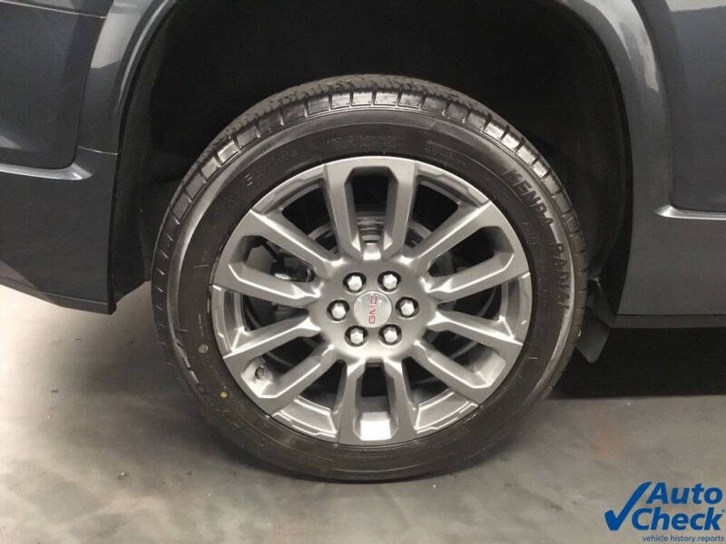 2020 GMC Acadia Denali
