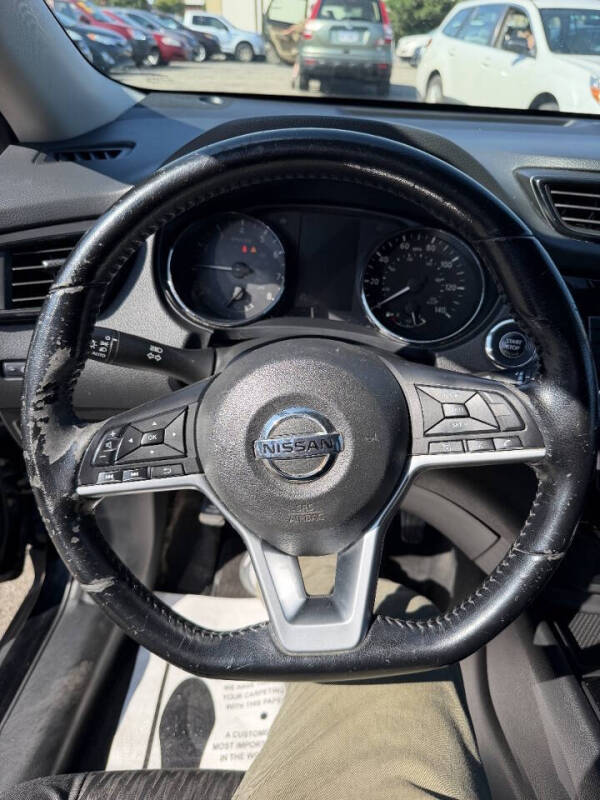 2020 Nissan Rogue SV